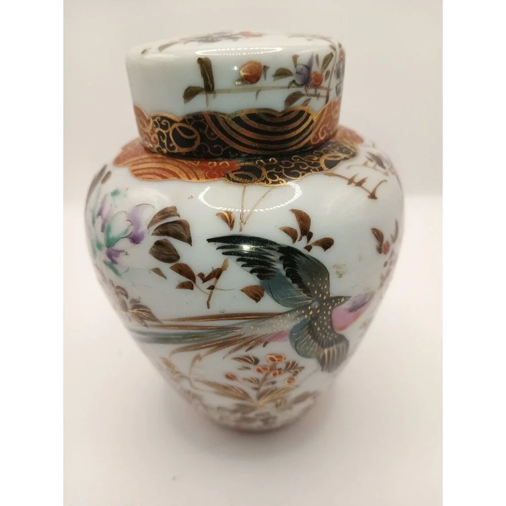 Vintage Kutani Japanese Hand Painted Lidded Ginger Jar 5